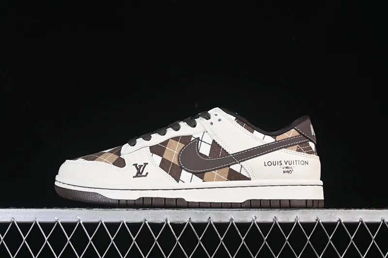 All categories Nk SB Dunk Series Nk SB Dunk Low High-end customized low-top sneakers Nike SB Dunk Low LV co-branded white and brown mesh High-end customized low-top casual sneakers SC0601-461